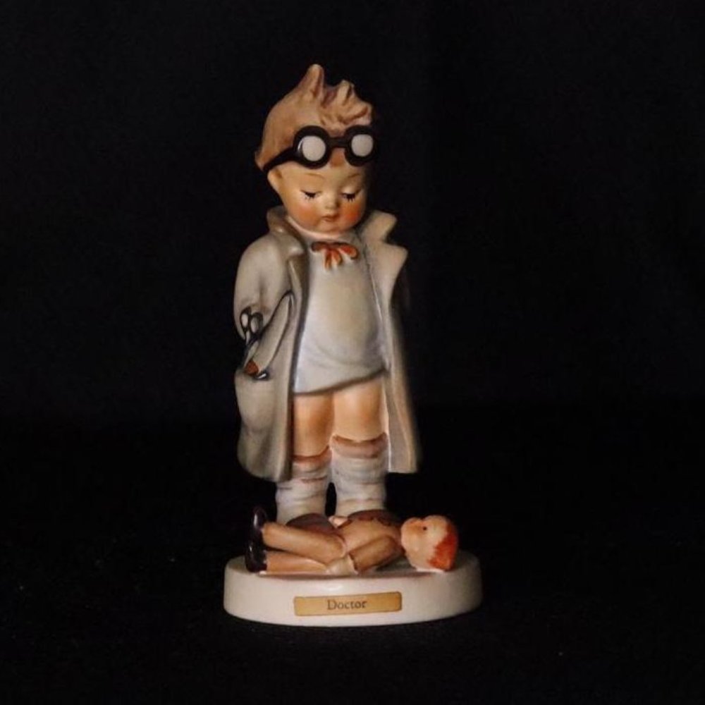 "Doctor" - Vintage Hummel